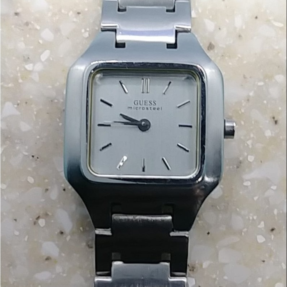 Guess Women's Watch Microsteel Analog Watch